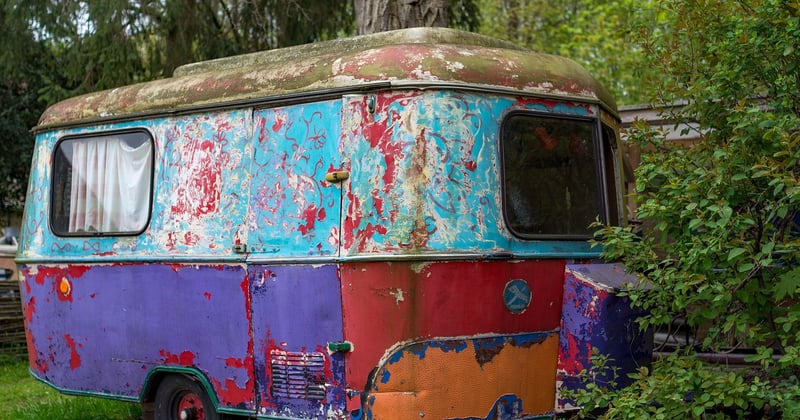 Camping romantique : comment préparer un week-end inoubliable à deux