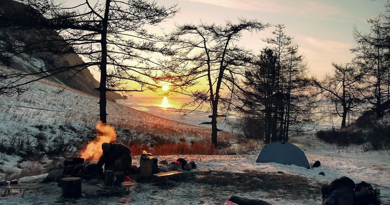 10 astuces pour cuisiner simplement en camping sans stress